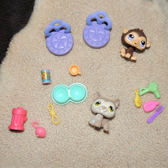 Littlest Pet Shop Round & Round Pet Town - Picture 6 of 9